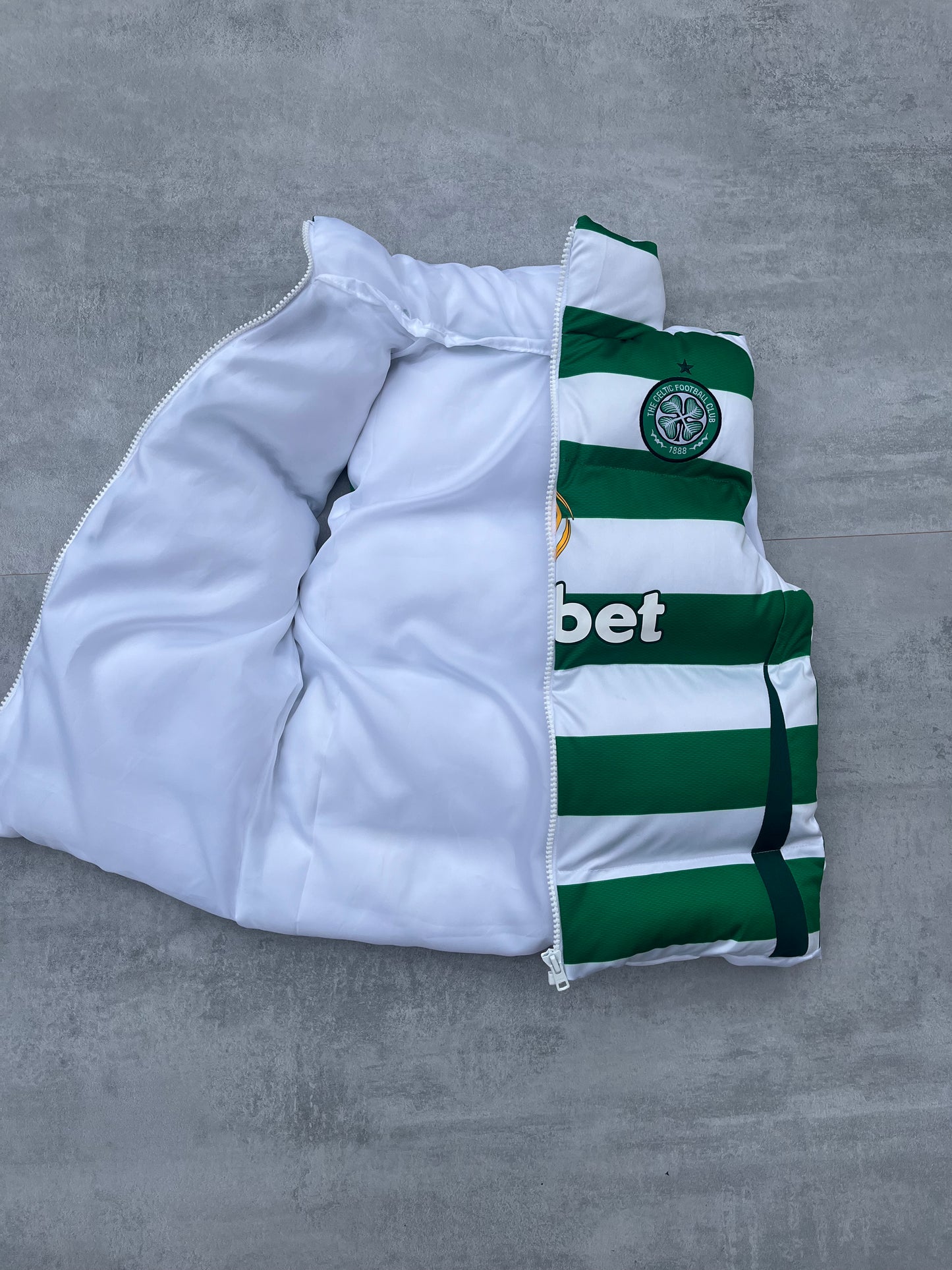 Celtic Puffer Vest Mens
